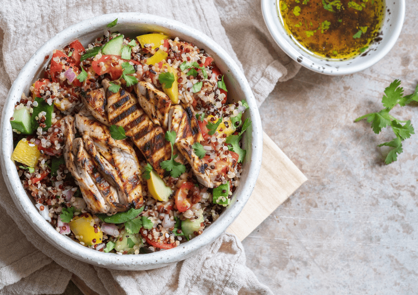 High-protein recipes: Chicken and quinoa salad